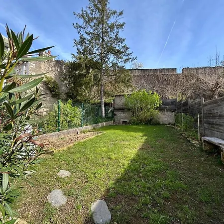 Guest house Le Faubourg, 5 Min From Center, 15 Min Futuroscope Poitiers