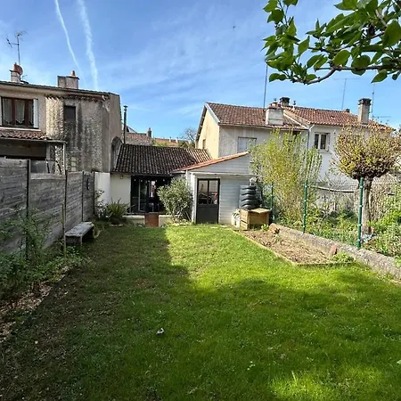 Guest house Le Faubourg, 5 Min From Center, 15 Min Futuroscope