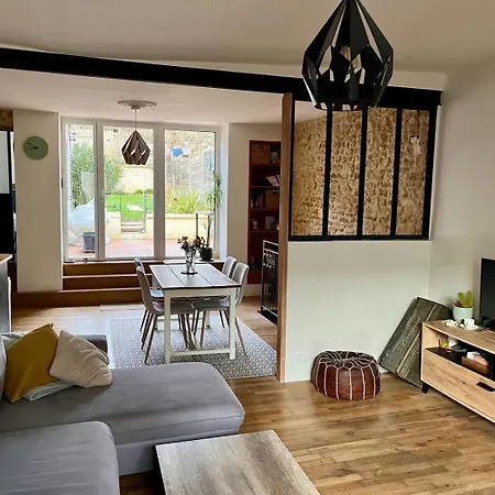 Guest house Le Faubourg, 5 Min From Center, 15 Min Futuroscope Poitiers